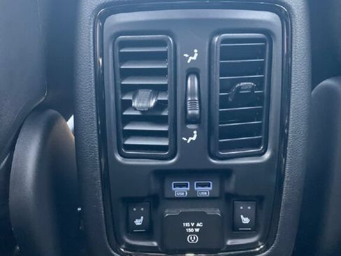 Used 2019 Dodge Durango R/T w/ Trailer Tow Group IV AWD/4WD image 29