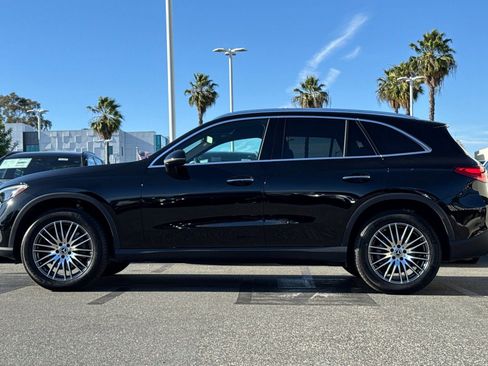 Certified 2025 Mercedes-Benz GLC 300 image 7