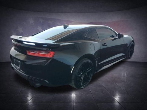 Used 2016 Chevrolet Camaro SS RWD image 5
