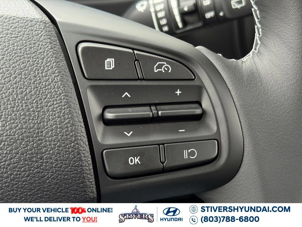 Certified 2026 Hyundai Venue SEL FWD image 25