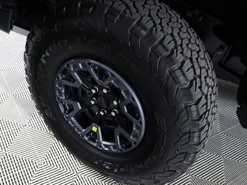 Used 2025 Ford F150 Raptor w/ Equipment Group 803A Raptor R image 46