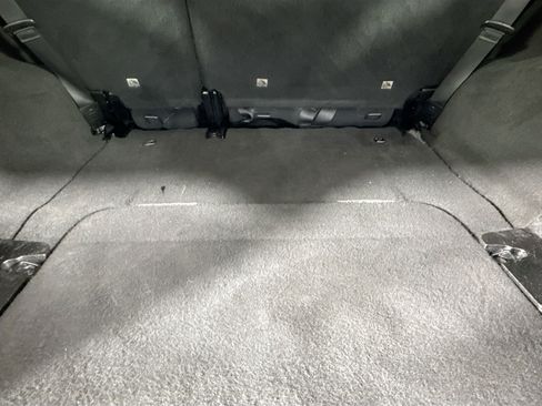 Used 2017 Jeep Wrangler 75th Anniversary image 32