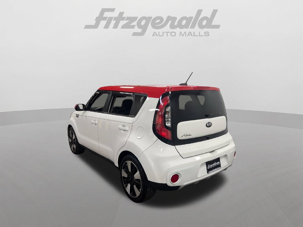Used 2018 Kia Soul + FWD image 3