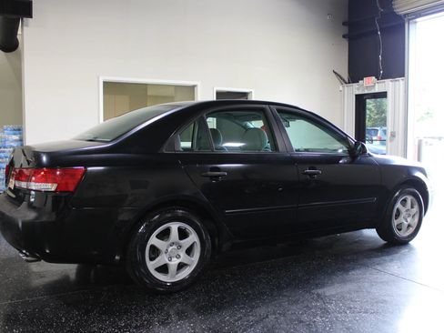 Used 2006 Hyundai Sonata V6 FWD image 3