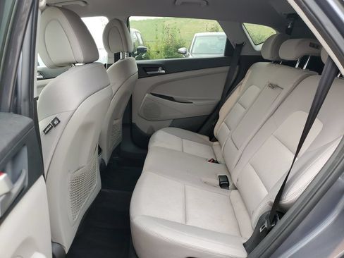 Used 2018 Hyundai Tucson Sport w/ Cargo Package AWD/4WD image 12