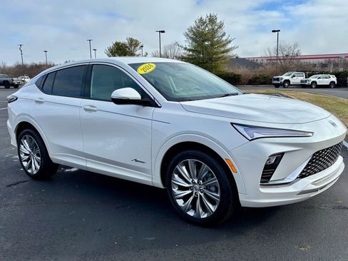 Used 2024 Buick Envista Avenir image 9