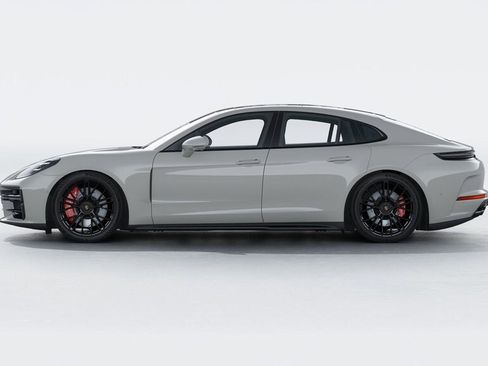 New 2026 Porsche Panamera GTS image 2