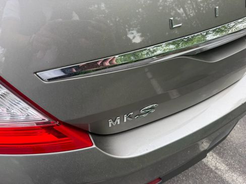 Used 2016 Lincoln MKS AWD w/ Equipment Group 101A image 12