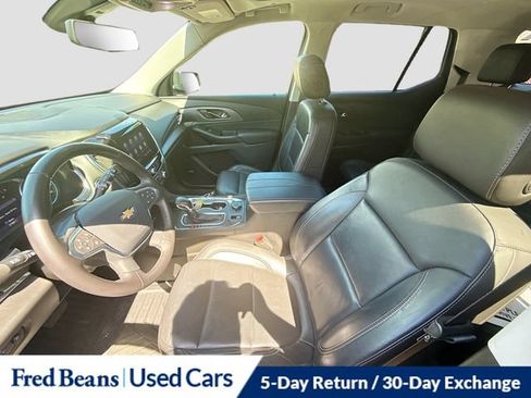 Used 2021 Chevrolet Traverse Premier w/ Redline Edition AWD/4WD image 28
