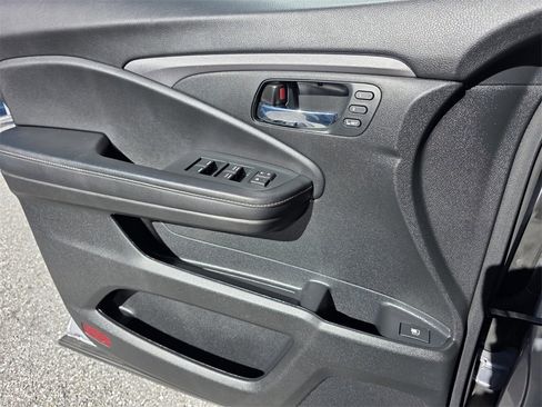 Used 2023 Honda Ridgeline RTL image 26