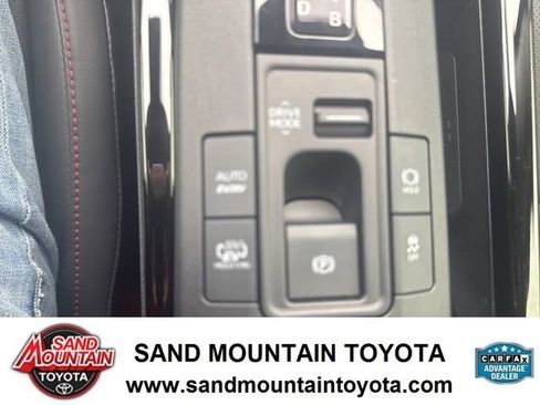 Used 2024 Toyota Prius Prime XSE image 18