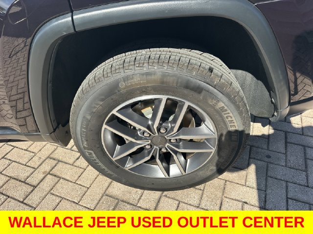 Certified 2020 Jeep Grand Cherokee Limited AWD/4WD image 13