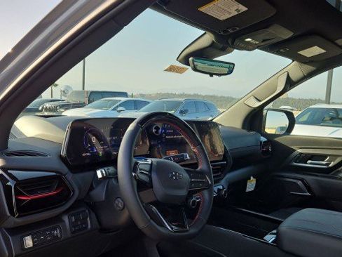 Used 2025 Chevrolet Silverado EV RST image 10