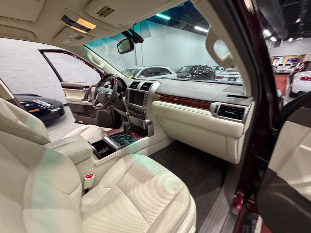 Used 2012 Lexus GX 460 Premium AWD/4WD image 45
