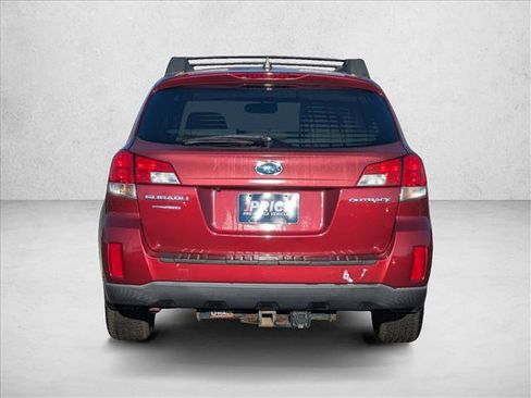Used 2014 Subaru Outback 2.5i Limited w/ Moonroof Package image 7