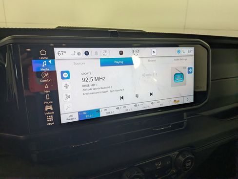 Used 2024 Jeep Gladiator Mojave image 28