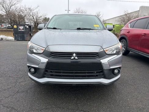 Used 2017 Mitsubishi Outlander Sport SE image 2