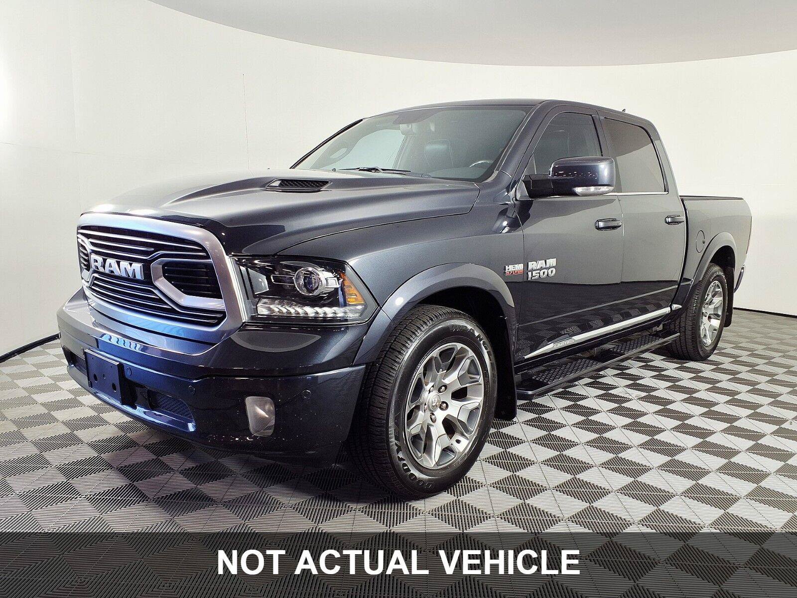 Used 2015 RAM 1500 Lone Star RWD image 9