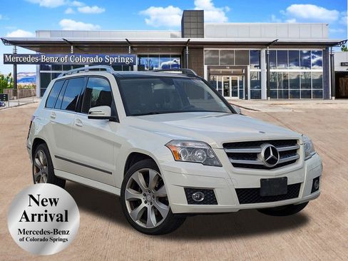 Used 2011 Mercedes-Benz GLK 350 4MATIC image 1