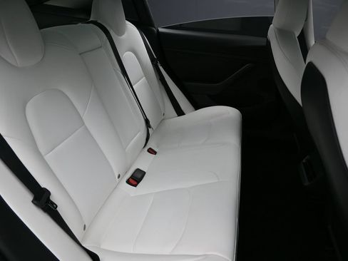 Used 2023 Tesla Model 3 Standard Range RWD image 28