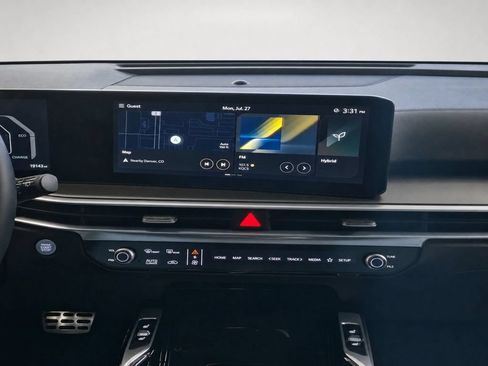 Certified 2025 Kia Sorento SX Prestige AWD/4WD image 30