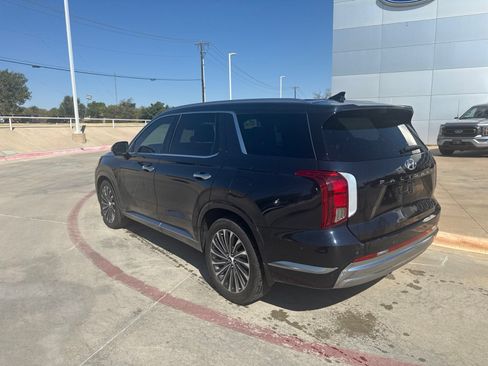 Used 2024 Hyundai Palisade Calligraphy FWD image 7