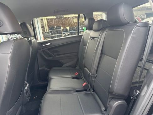 Used 2021 Volkswagen Tiguan SE FWD image 7