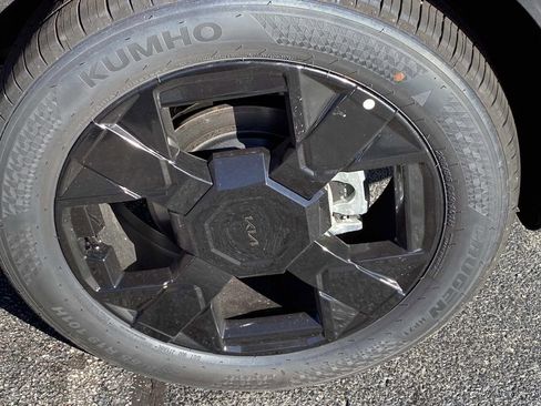 New 2026 Kia Sportage X-Line w/ X-Line Premium Package image 6