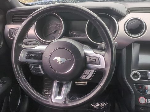 Used 2022 Ford Mustang Premium RWD image 30