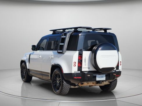Certified 2023 Land Rover Defender 110 X-Dynamic SE AWD/4WD image 3