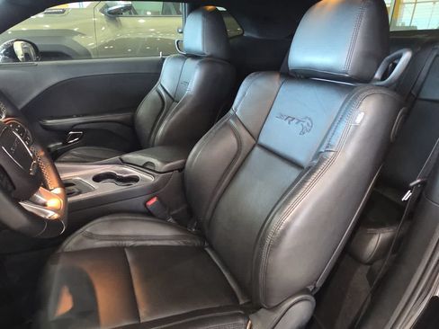 Used 2023 Dodge Challenger SRT Hellcat w/ Driver Convenience Group RWD image 15