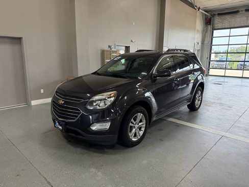 Used 2016 Chevrolet Equinox LT w/ Convenience Package AWD/4WD image 2