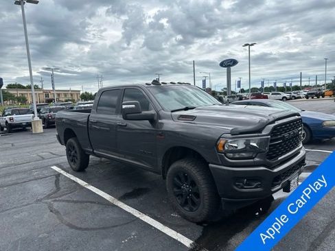 Used 2023 RAM 2500 Big Horn w/ Night Edition AWD/4WD image 3