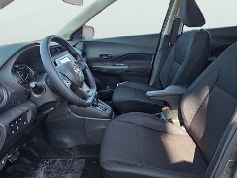 Certified 2025 Nissan Kicks Play S FWD image 10