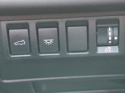 Used 2023 Subaru Ascent Limited AWD/4WD image 12