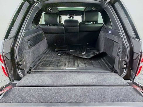 Used 2022 Land Rover Range Rover P525 Westminster Edition image 26