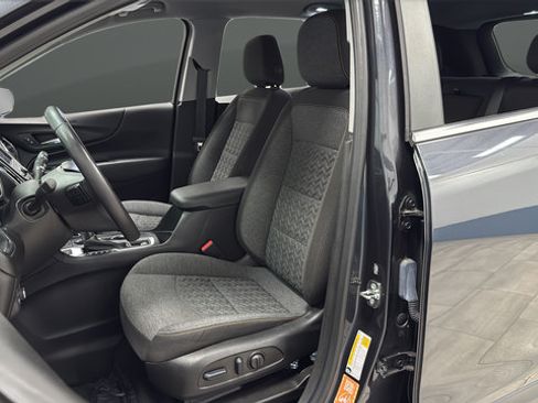 Used 2022 Chevrolet Equinox LT AWD/4WD image 9