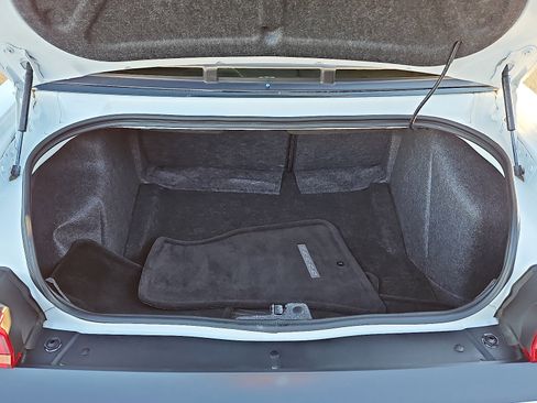 Used 2013 Dodge Challenger R/T w/ Electronics Convenience Group image 30