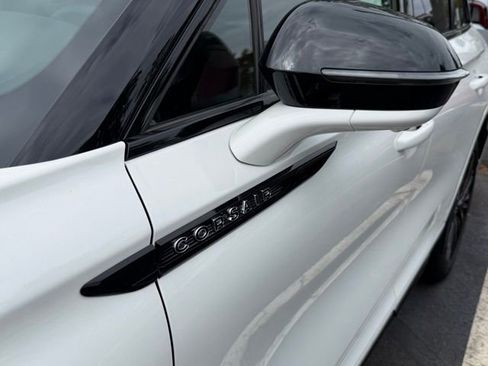 New 2025 Lincoln Corsair Reserve w/ Equipment Group 202A image 15