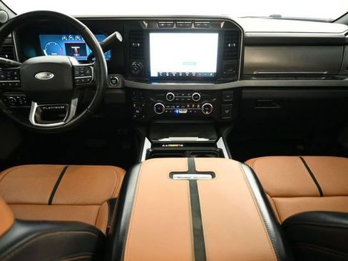 Used 2024 Ford F250 Platinum AWD/4WD image 16
