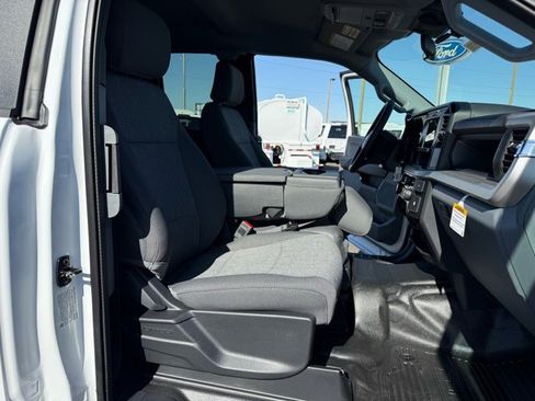 New 2026 Ford F550 4x4 Supercab Super Duty image 16