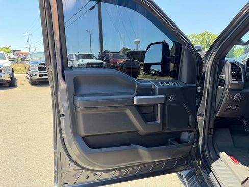 Used 2020 Ford F150 XLT w/ Equipment Group 302A Luxury AWD/4WD image 14