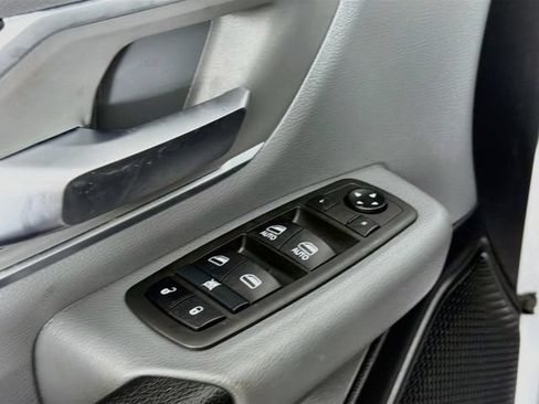 Used 2021 RAM 1500 Big Horn AWD/4WD image 17