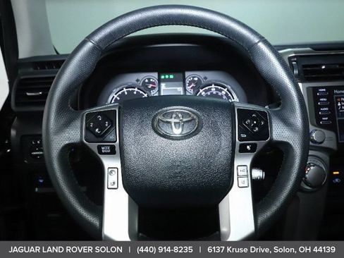 Used 2021 Toyota 4Runner SR5 Premium w/ Moonroof Package AWD/4WD image 19