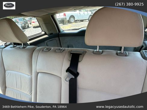 Used 2011 Volvo V50 T5 w/ Preferred Pkg FWD image 37
