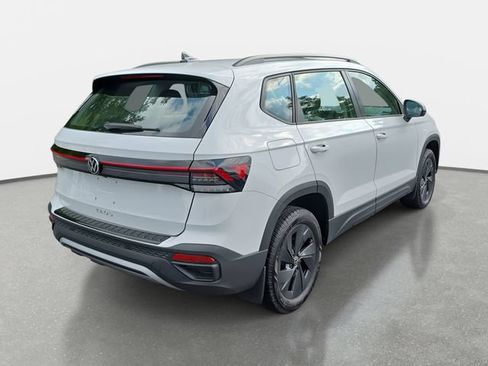 Used 2025 Volkswagen Taos S FWD image 3