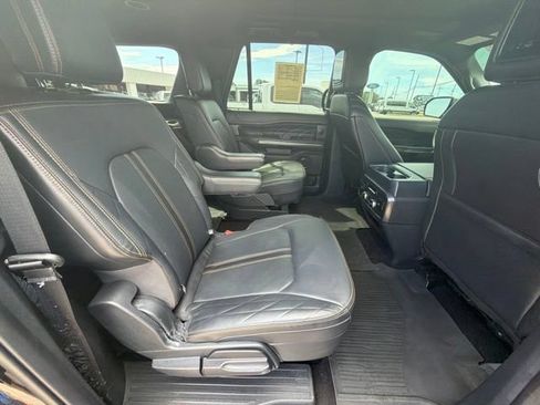 Used 2023 Ford Expedition Max Platinum RWD image 10