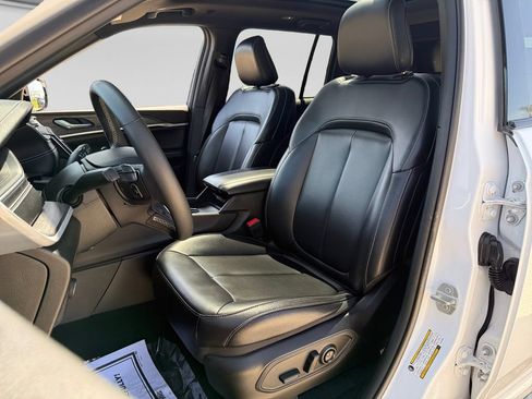 Used 2024 Jeep Grand Cherokee Limited 4xe AWD/4WD image 21