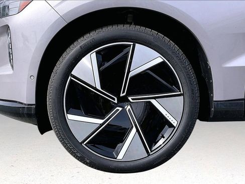 New 2026 Volvo EX90 Ultra image 13