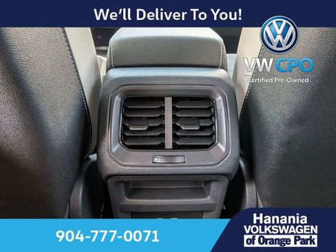 Certified 2026 Volkswagen Taos SE FWD image 15